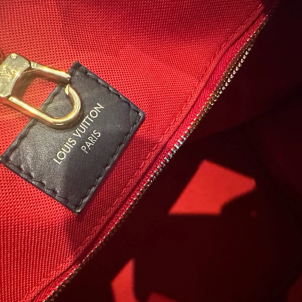Louis Vuitton Brown Monogram Tote with Tan Handles - Picture 12 of 15